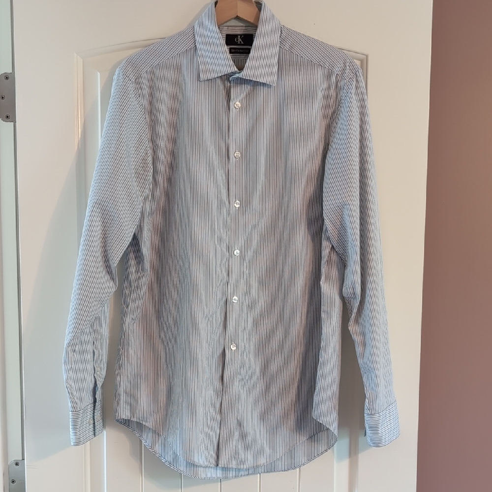 Calvin Klein Slim-Fit Non-Iron Dress Shirt 15.5 34/35
